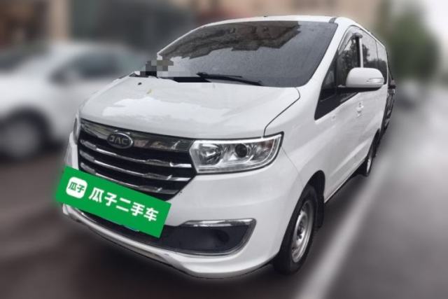 JAC Refine M3 2025 1.8L Manual Classic Edition 5 Seats مستعملة