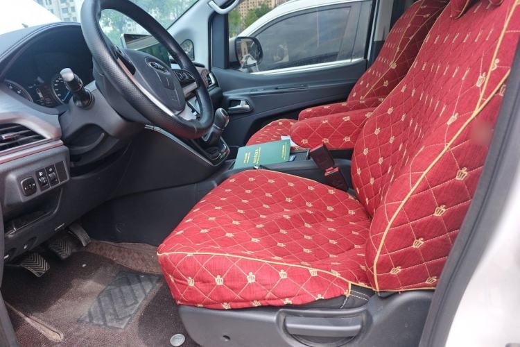 Used JAC Refine M3 2025 1.8L Manual Smart Connect Version 7/8 Seats Driver Seat