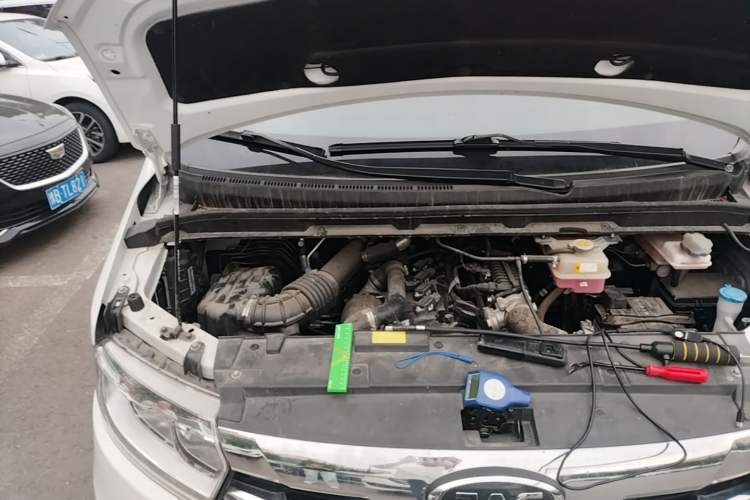 Used JAC Refine M3 2025 PLUS 1.5T Manual Smart Connect Version 7/8 Seats Engine Bay Right