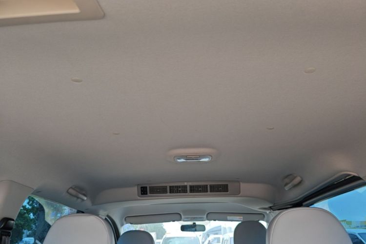 Used JAC Refine M3 2025 1.8L Manual Smart Connect Version 7/8 Seats Headliner