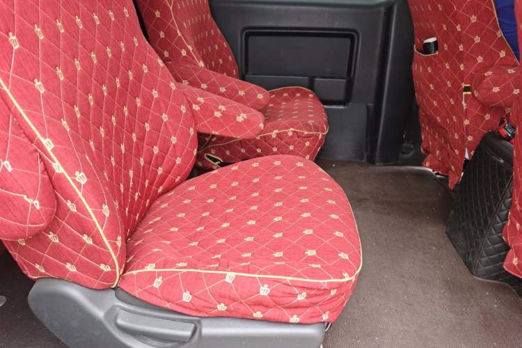 Used JAC Refine M3 2025 1.8L Manual Smart Connect Version 7/8 Seats Left Rear Seat