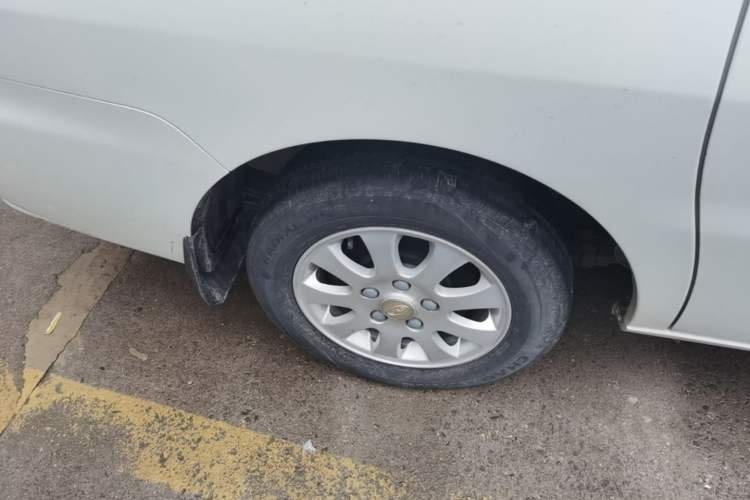 Used JAC Refine M3 2025 1.8L Manual Smart Connect Version 7/8 Seats Right Rear Wheel Hub