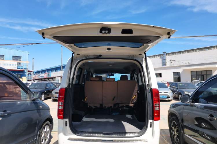 Used JAC Refine M3 2025 PLUS 1.8L Manual Classic Edition 5 Seats Trunk