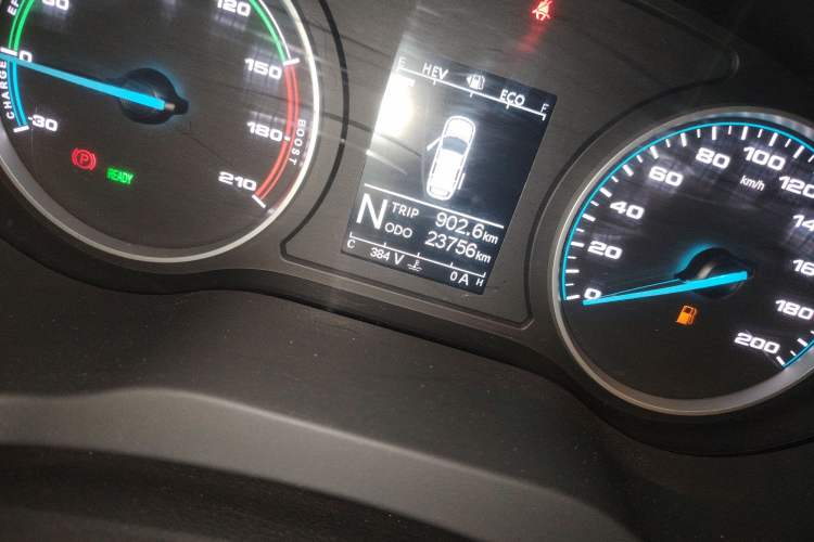 Used JAC Refine M3 PHEV 2025 PLUS 2.0L Comfort Edition Odometer Close Up