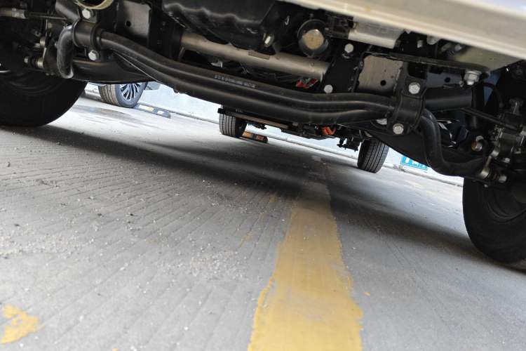 Used JAC Refine M3 PHEV 2025 PLUS 2.0L Smart Connectivity Version Chassis Front