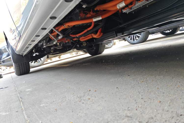 Used JAC Refine M3 PHEV 2025 PLUS 2.0L Smart Connectivity Version Chassis Rear Left