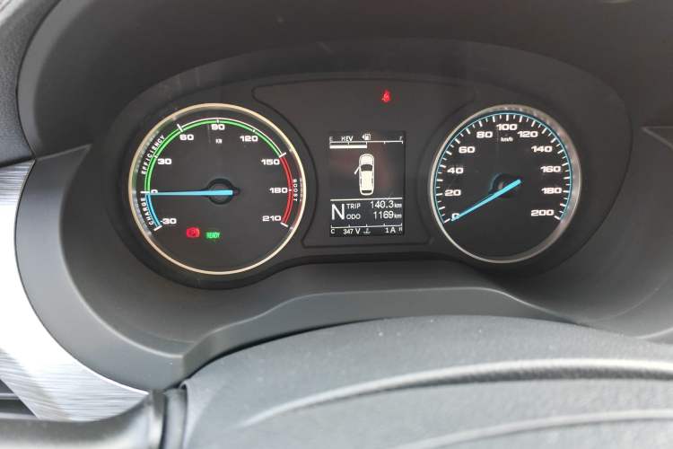 Used JAC Refine M3 PHEV 2025 PLUS 2.0L Smart Connectivity Version Odometer Close Up