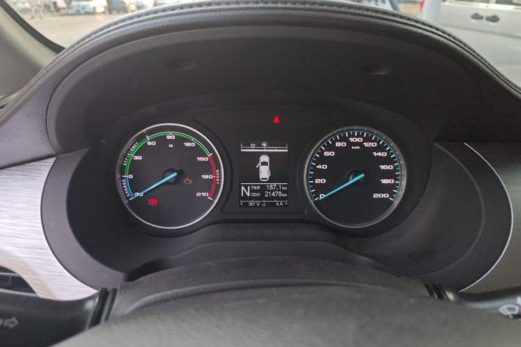 Used JAC Refine M3 PHEV 2025 PLUS 2.0L Elite Edition Instrument Cluster
