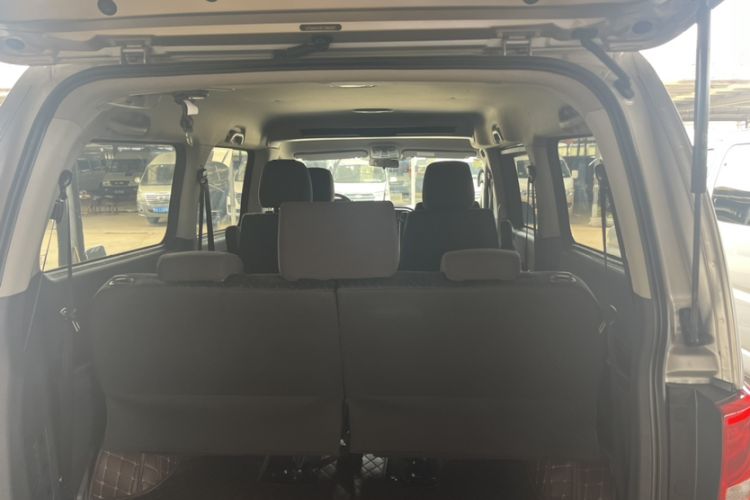 Used JAC Refine M4 2019 Business Series 2.0L Manual - China VI Standard Interior 3