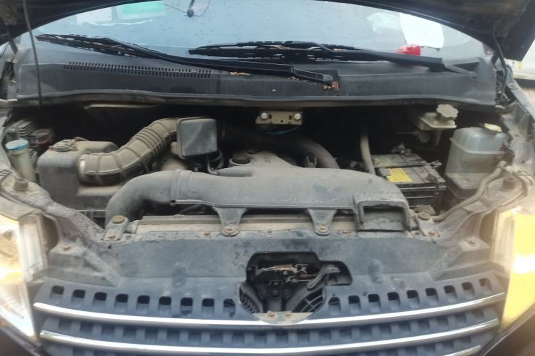 Used JAC Refine M4  Engine Bay