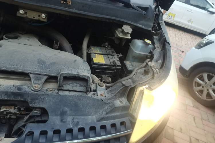 Used JAC Refine M4  Engine Bay Left