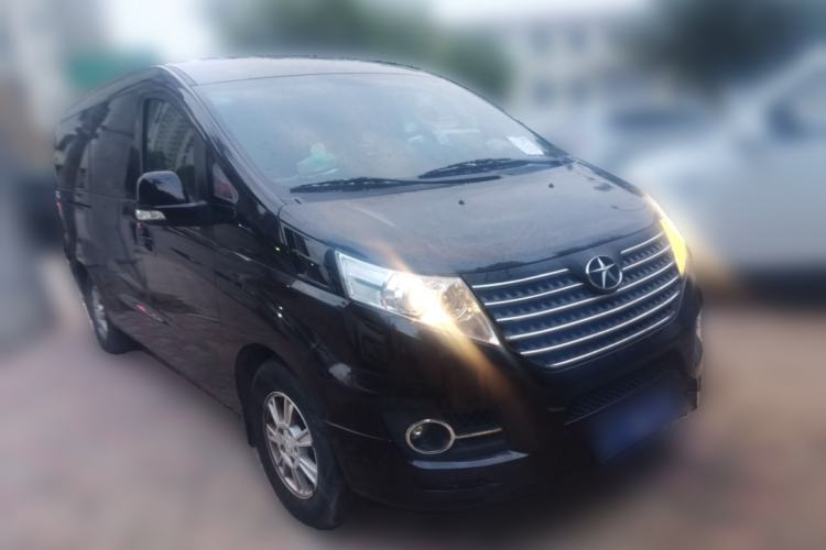 Used JAC Refine M4  Front Right 45 Deg