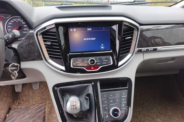 Used JAC Refine M4 2016 2.0L Manual Luxury Version Audio And AC Panel
