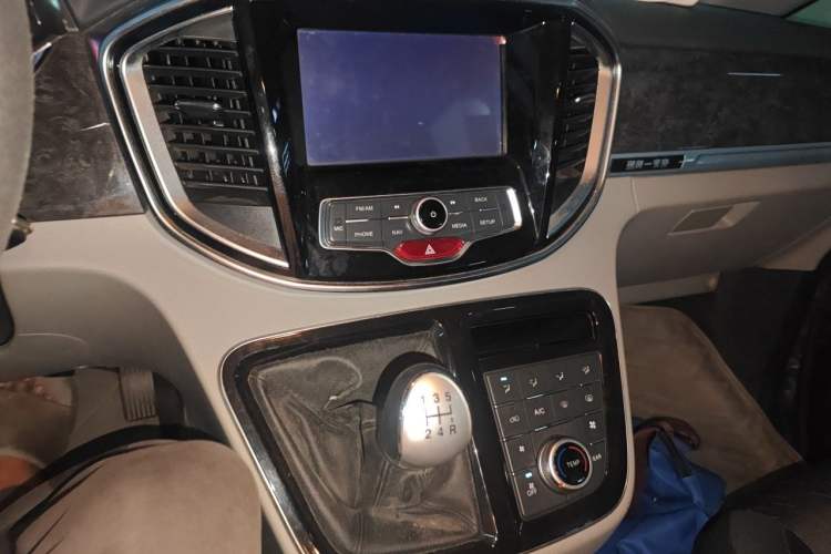 Used JAC Refine M4 2016 2.0L Manual Luxury Version Audio And AC Panel