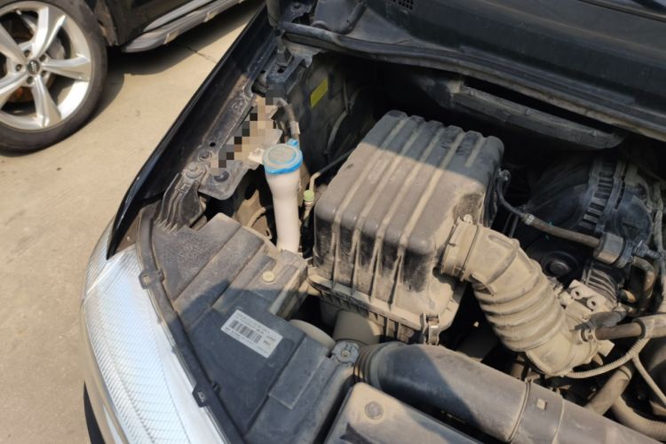 Used JAC Refine M4 2016 2.0L Manual Comfort Edition Engine Bay Right