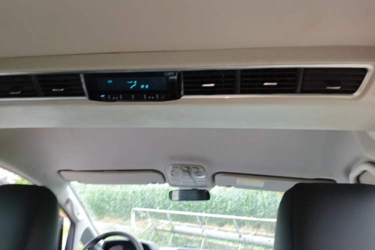 Used JAC Refine M4 2016 2.0L Manual Luxury Version Headliner