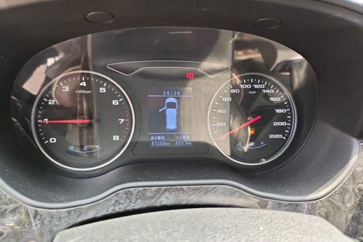 Used JAC Refine M4 2016 2.0L Manual Luxury Version Instrument Cluster