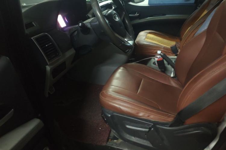 Used JAC Refine M4 2016 2.0L Manual Luxury Version Left Front Seat