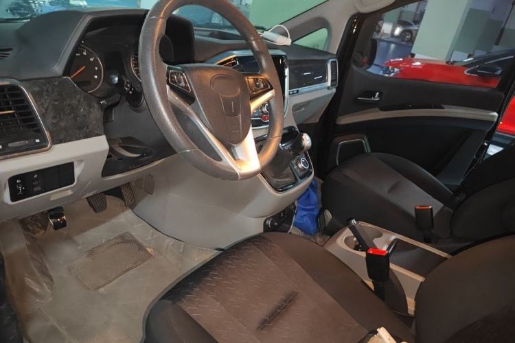 Used JAC Refine M4 2016 2.0L Manual Luxury Version Left Front Seat