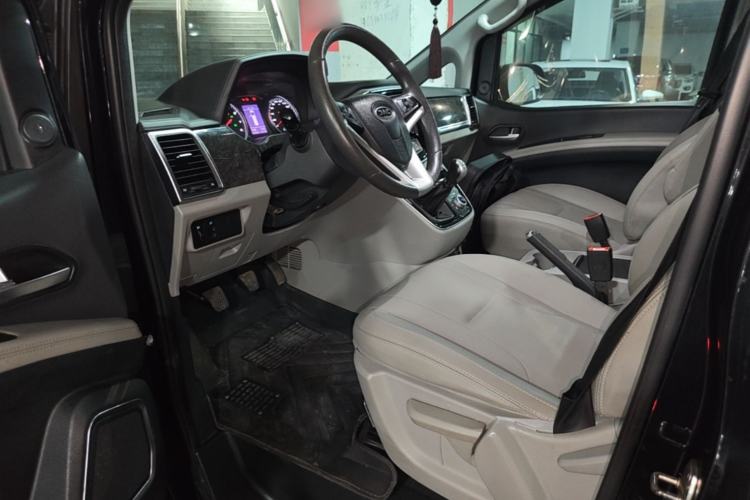 Used JAC Refine M4 2016 2.0L Manual Luxury Smart Version Left Front Seat