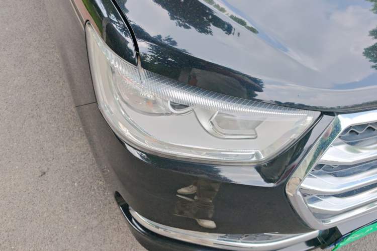 Used JAC Refine M4 2016 2.0L Manual Comfort Edition Right Front Headlight