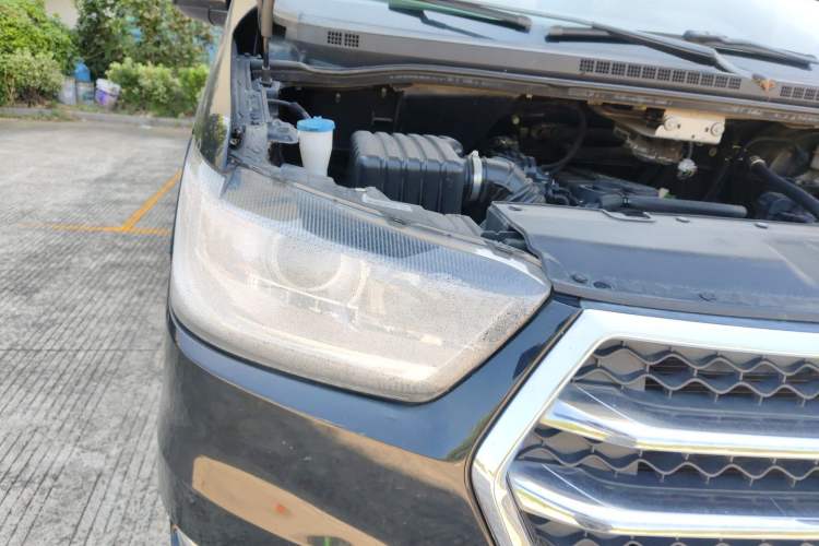 Used JAC Refine M4 2016 2.0L Manual Luxury Version Right Front Headlight