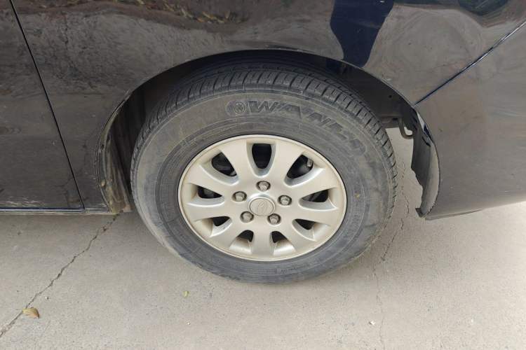 Used JAC Refine M4 2016 2.0L Manual Comfort Edition Right Front Wheel Hub