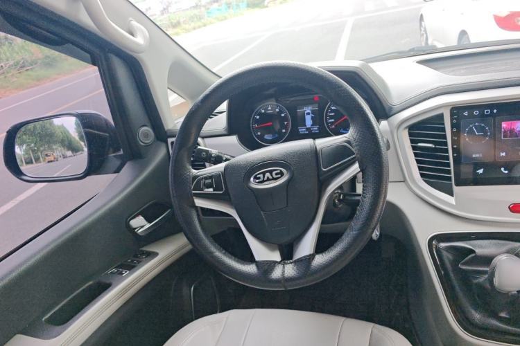 Used JAC Refine M4 2016 2.0L Manual Comfort Edition Steering Wheel