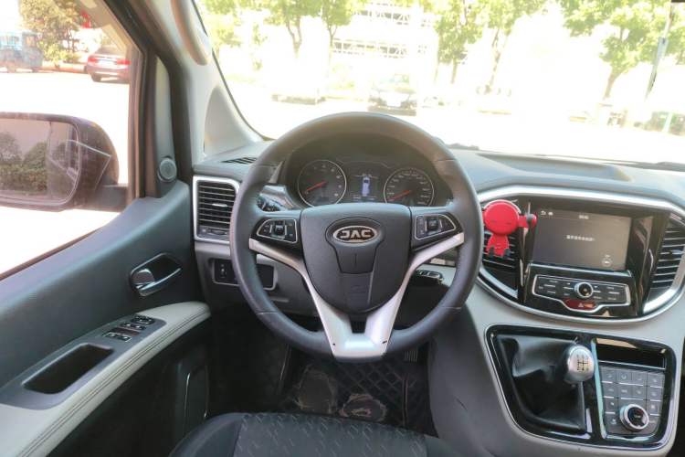 Used JAC Refine M4 2016 2.0L Manual Luxury Version Steering Wheel