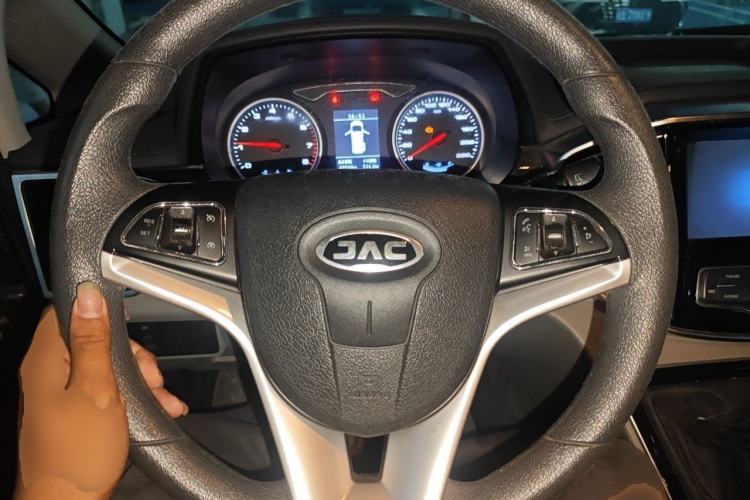 Used JAC Refine M4 2016 2.0L Manual Luxury Version Steering Wheel