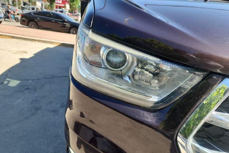 Used JAC Refine M4 2016 2.0L Manual Luxury Version Right Front Headlight