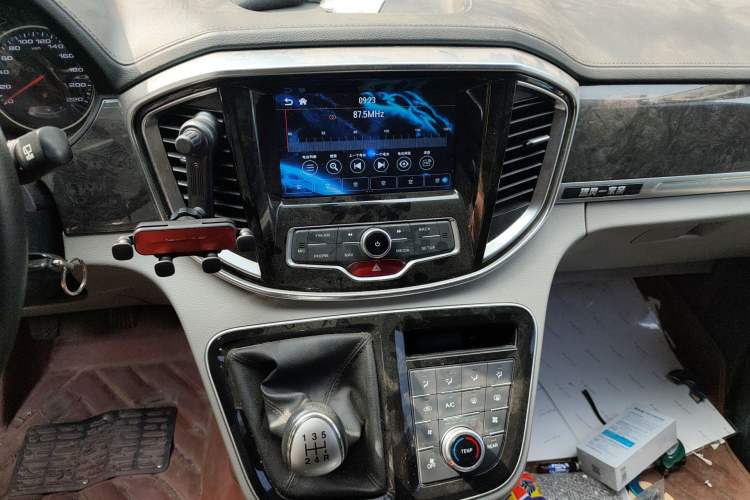 Used JAC Refine M4 2016 2.0L Manual Luxury Version Audio And AC Panel