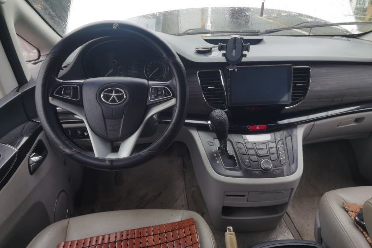 Used JAC Refine M4  Center Console