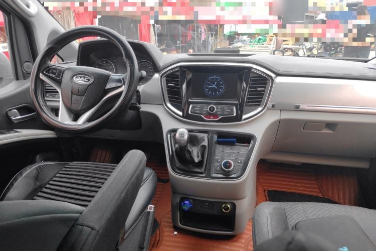 Used JAC Refine M4 2016 2.0L Manual Comfort Edition Center Console