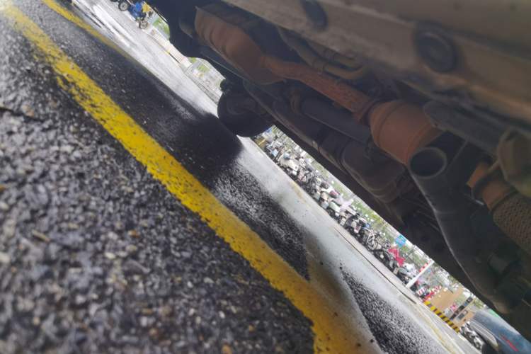 Used JAC Refine M4  Chassis Front Right