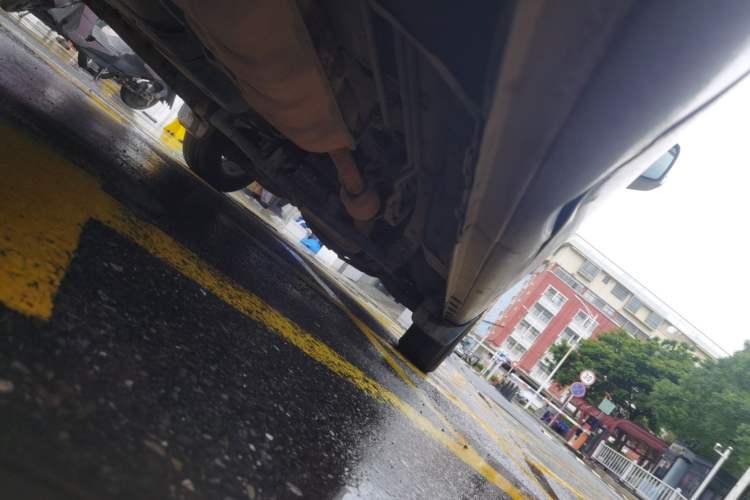 Used JAC Refine M4  Chassis Rear Right