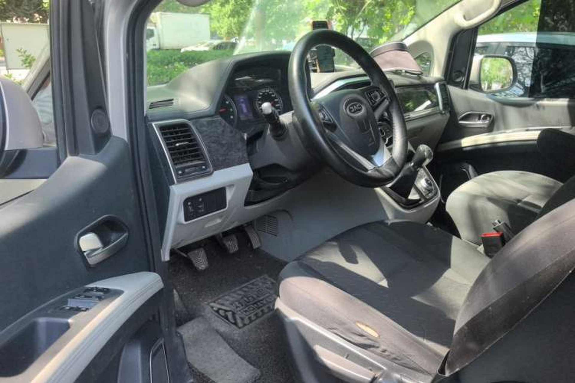 Used JAC Refine M4 2016 2.0L Manual Luxury Version Driver Seat