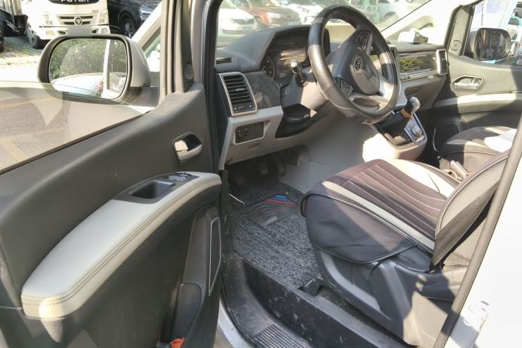 Used JAC Refine M4 2016 2.0L Manual Comfort Edition Driver Seat