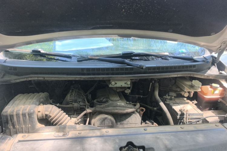 Used JAC Refine M4 2016 2.0L Manual Luxury Version Engine Bay