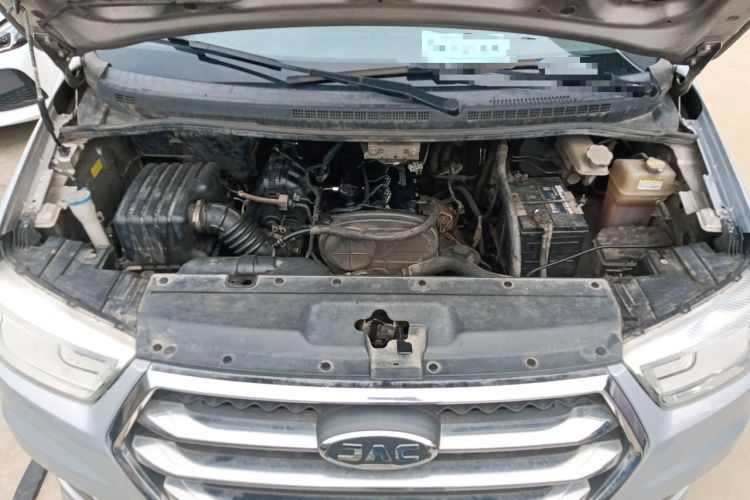 Used JAC Refine M4 2016 2.0L Manual Comfort Edition Engine Bay