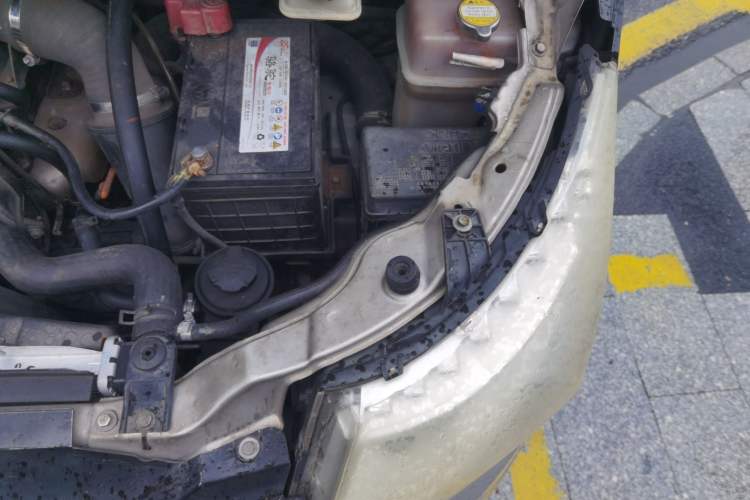 Used JAC Refine M4  Engine Bay Left