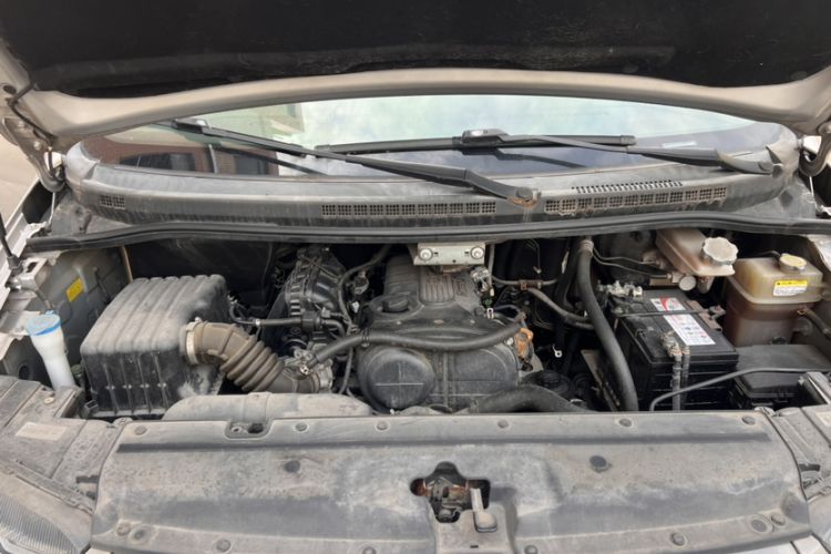 Used JAC Refine M4 2016 2.0L Manual Luxury Version Engine Bay