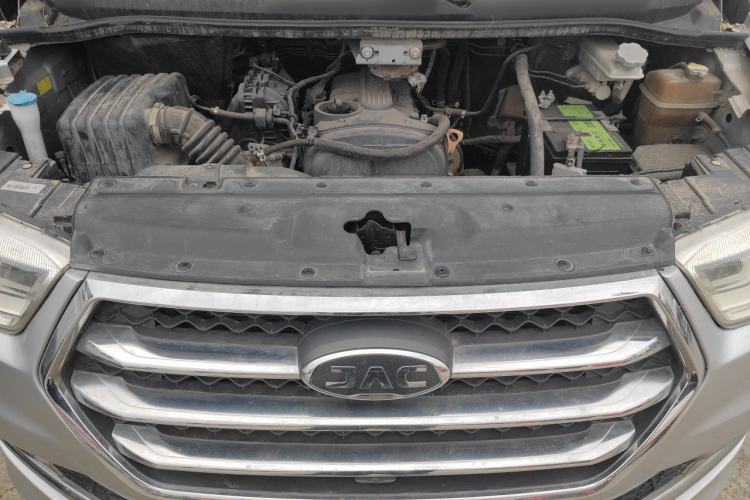 Used JAC Refine M4 2016 2.0L Manual Comfort Edition Engine Bay