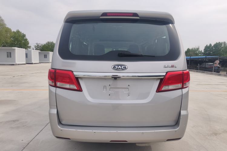 Used JAC Refine M4 2016 2.0L Manual Luxury Version Exterior 5