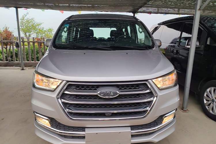 Used JAC Refine M4 2016 2.0L Manual Luxury Version Front