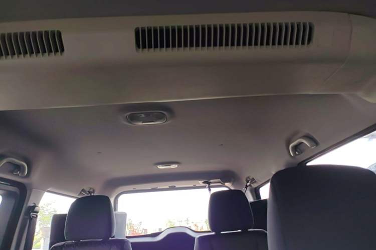 Used JAC Refine M4 2016 2.0L Manual Luxury Version Headliner