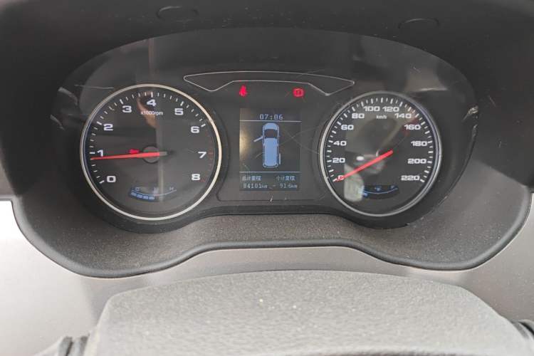Used JAC Refine M4 2016 2.0L Manual Comfort Edition Instrument Cluster