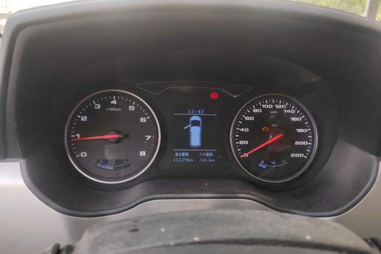 Used JAC Refine M4 2016 2.0L Manual Comfort Edition Instrument Cluster