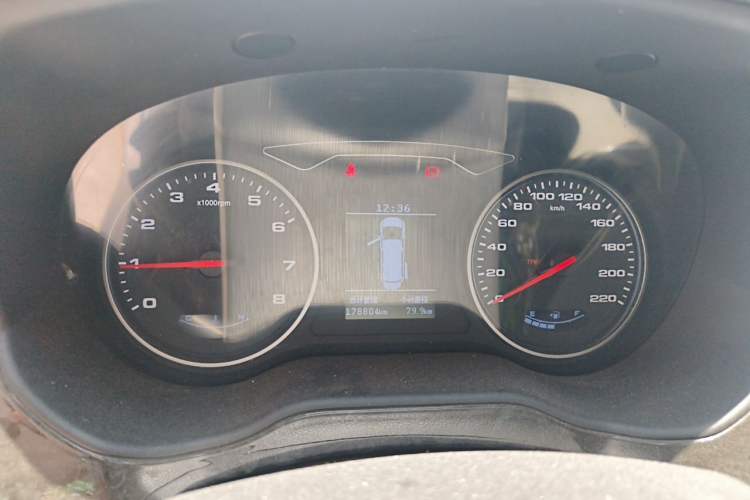 Used JAC Refine M4 2016 2.0L Manual Luxury Version Instrument Cluster