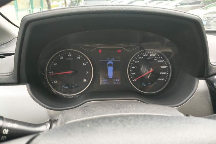 Used JAC Refine M4 2016 2.0L Manual Comfort Edition Instrument Cluster